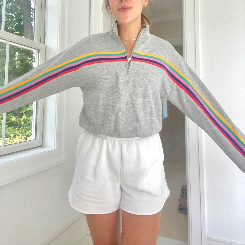 QUARTER ZIP